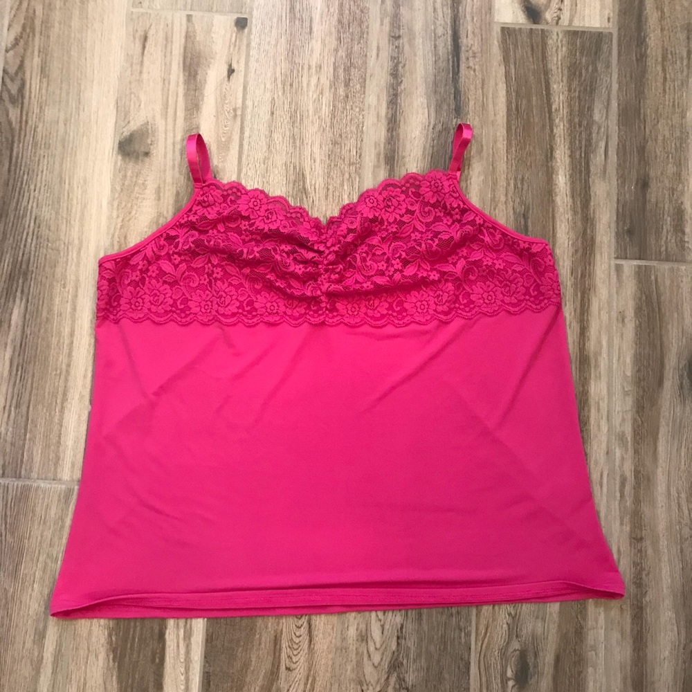 NEW Avenue Magenta Lace Camisole Size 22/24